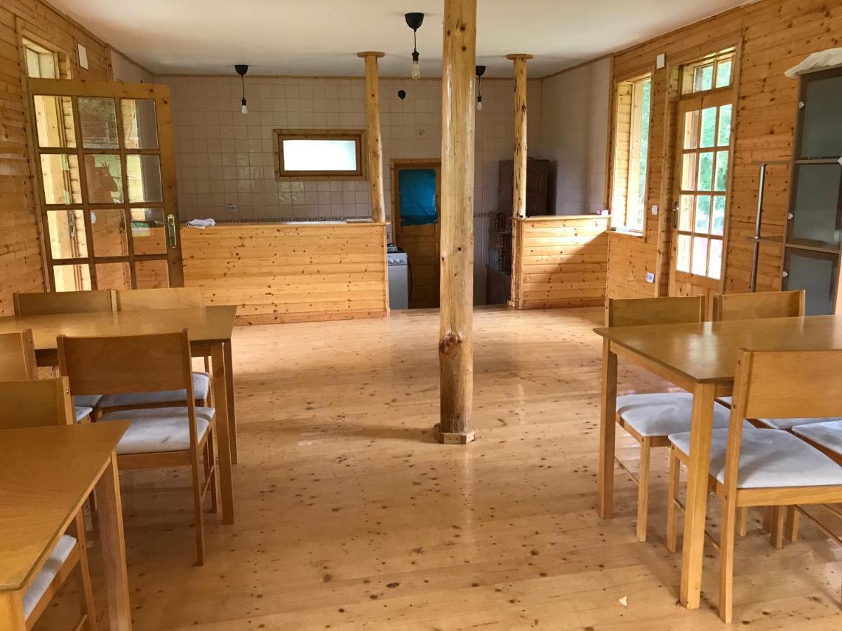 Casutele Doftanei Διαμέρισμα Teşila Εξωτερικό φωτογραφία