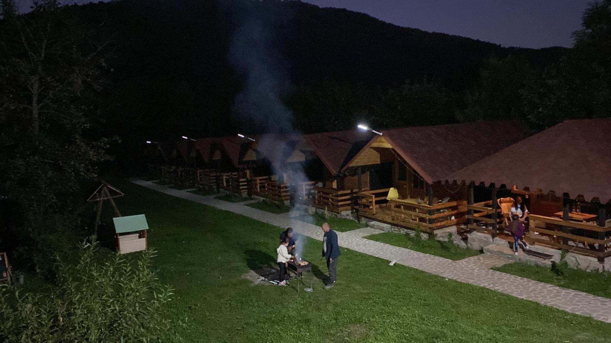 Casutele Doftanei Διαμέρισμα Teşila Εξωτερικό φωτογραφία